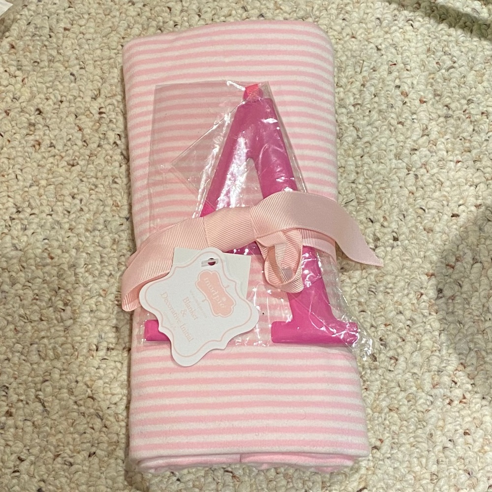 Mud Pie 2pc set Receiving Blanket and A initial